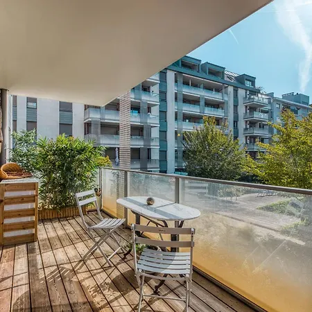 Apartment Dolce - Your Ideal Getaway In The Heart Of *